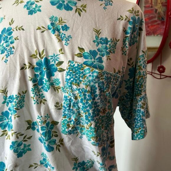 pebble court blue white floral shirt - Picture 2 of 4